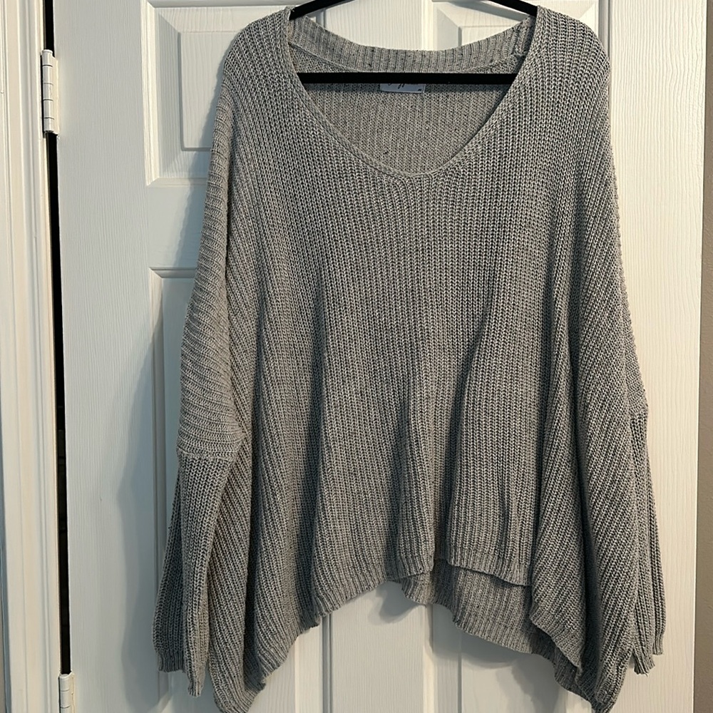Carly Jean Knit Oversized Gray Sweater
